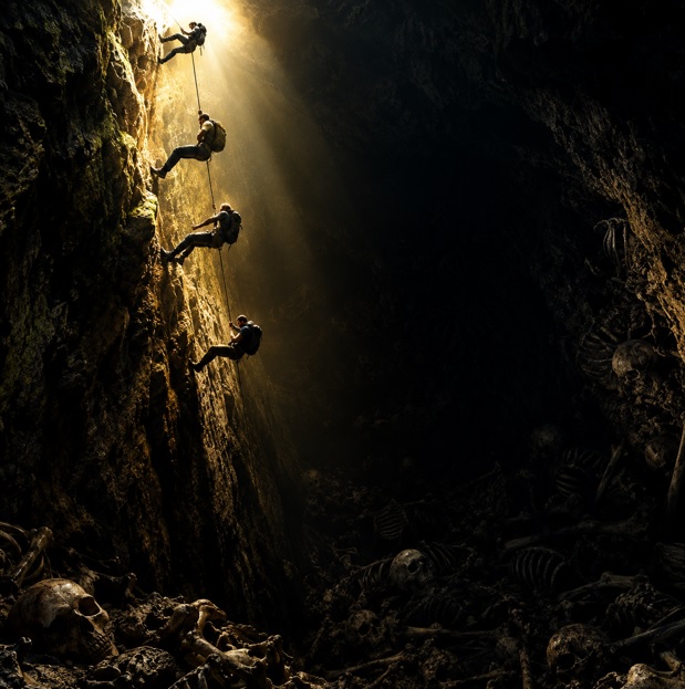 Por que um Abismo puxa outro Abismo?